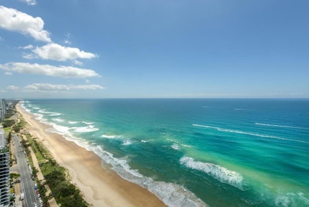 Meriton Suites Surfers Paradise, Gold Coast, Australia