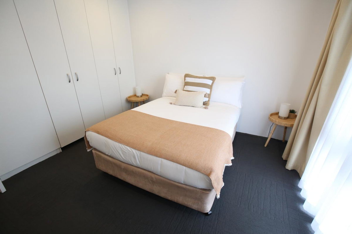 Hotel · Tweed Harbour Motor Inn, Banora Point
