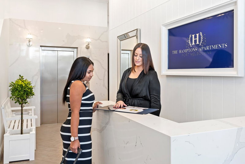 The Hamptons Apartments - Port Melbourne, Port Melbourne, Австралия