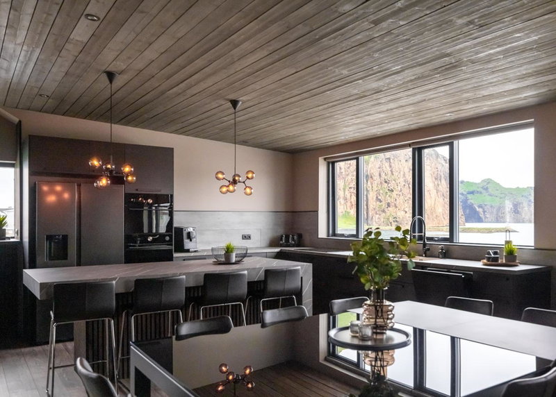 Pier Apartments, Vestmannaeyjar, Island