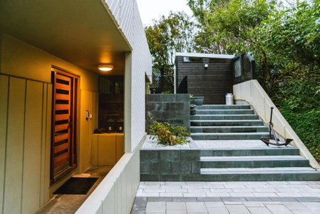 Smart Luxury - Private Gym, Hot Tub & Sauna, Keflavík, Island