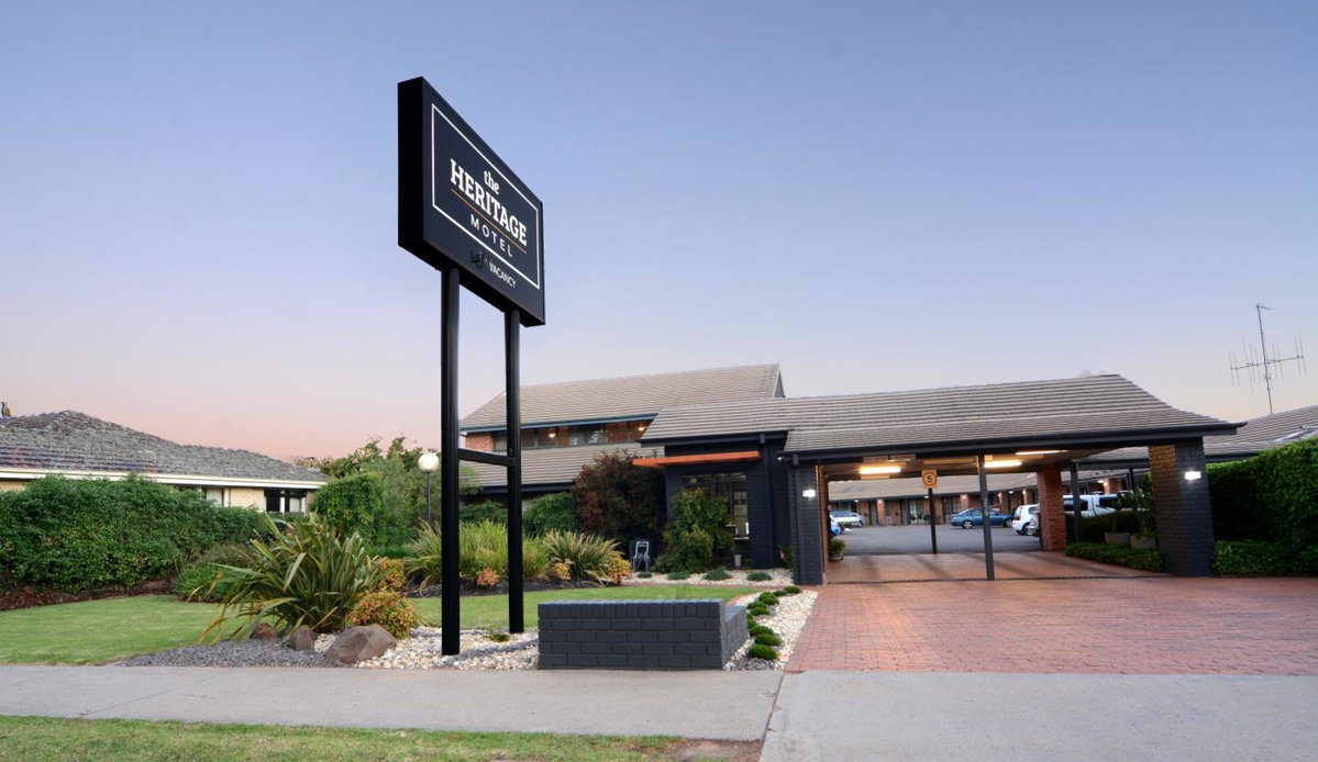 Hotel · The Heritage Motel Bendigo, Bendigo