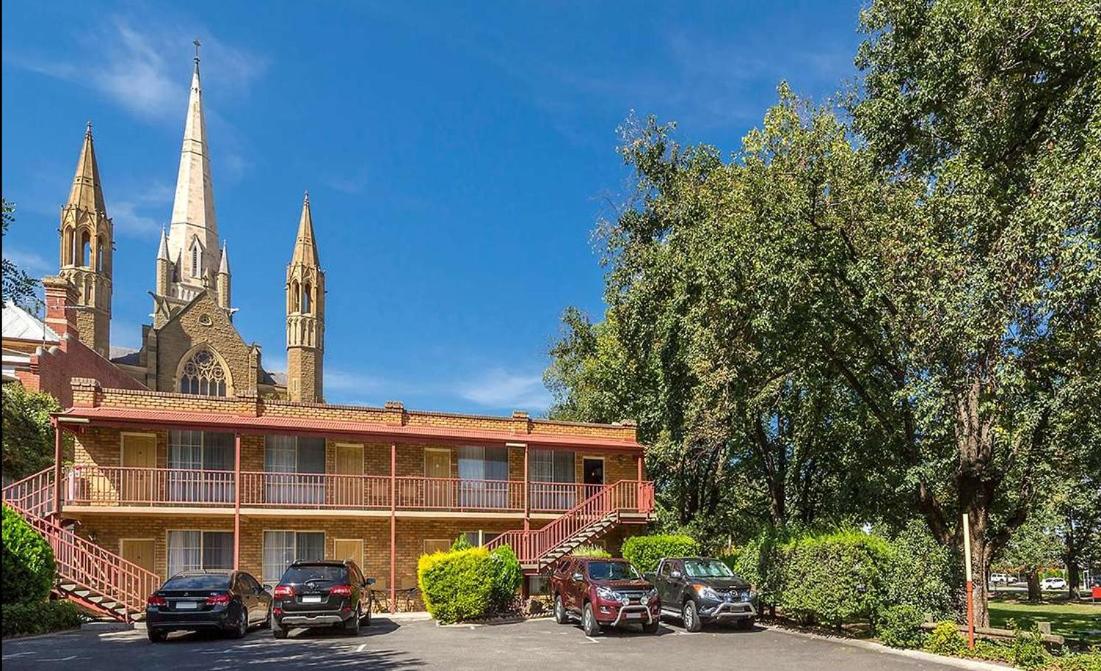 Hotel · Cathedral Motor Inn, Bendigo