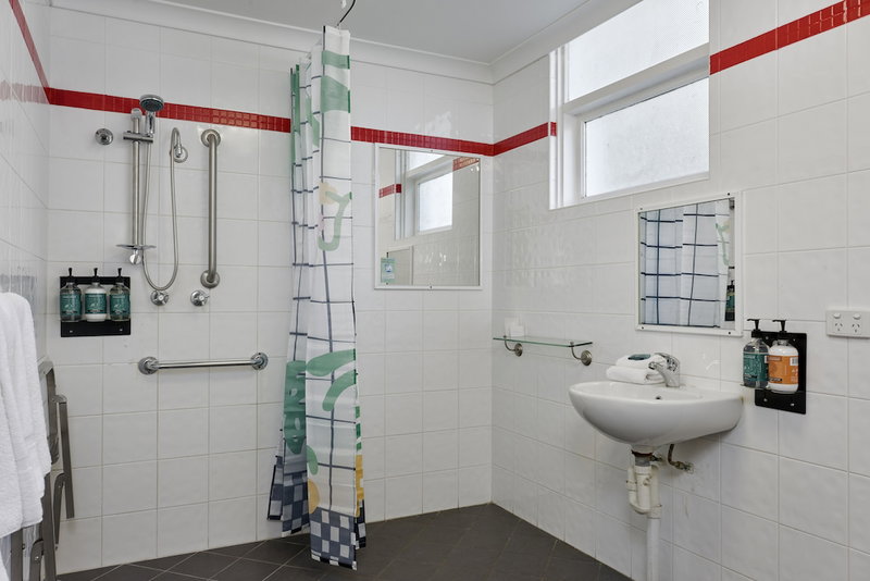 Baileys Motel, Perth, Australia