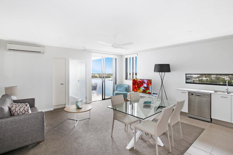 Direct Collective - Sea Breeze Mooloolaba, Maroochydore, Australia