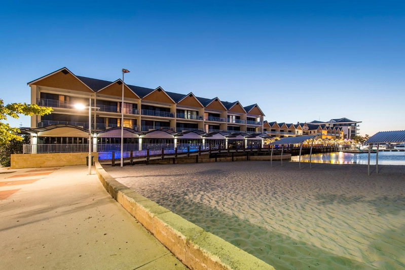 Dolphin Quay Apartments, Mandurah, Australien