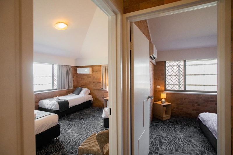 Bribie Island Hotel, Deception Bay, Australia