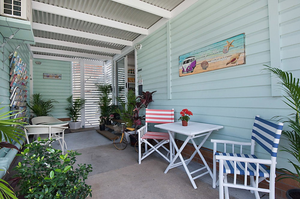 Hotel · La Costa Motel, Banora Point