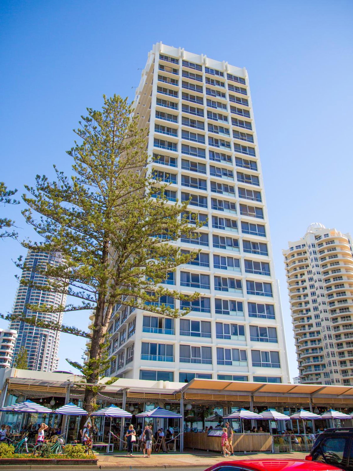 Hotel · Chateau Beachside Resort, Gold Coast