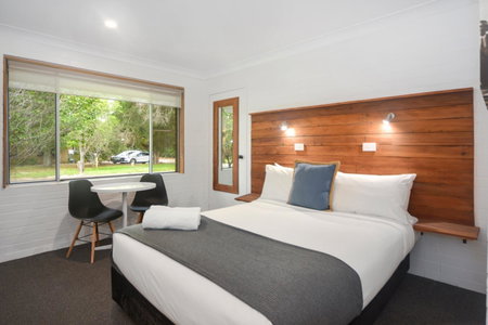 Pleasant Way River Lodge, Nowra, Australia