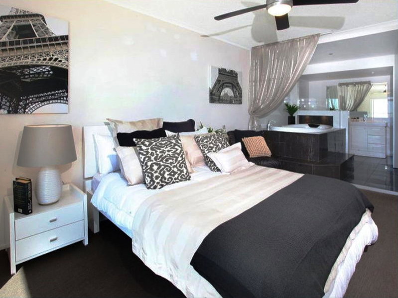 Pacific Plaza Apartments, Gold Coast, Australia