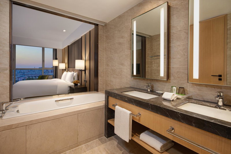 Holiday Inn & Suites Langfang New Chaoyang by IHG, Langfang, Китай