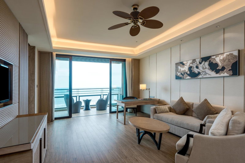 Crowne Plaza Hailing Island by IHG, Yangjiang, Китай