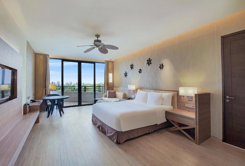 Crowne Plaza Hailing Island by IHG, Yangjiang, Китай