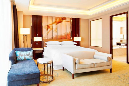 Sheraton Grand Zhengzhou Hotel, Zhengzhou, China
