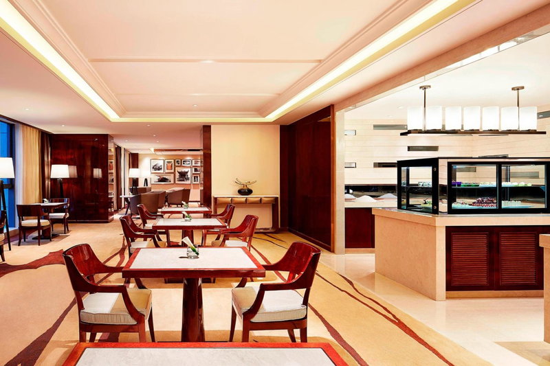Sheraton Grand Zhengzhou Hotel, Zhengzhou, China
