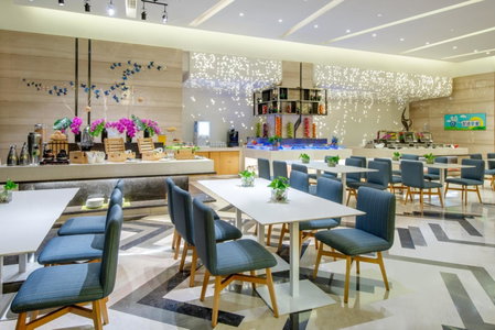 Holiday Inn Express Chengdu Huanhuaxi by IHG-Near Jinsha Site Musem,Near Wuhou Temple Museum,Welcome drinks,Free gym,Free self-service laundry, Chengdu, 中国