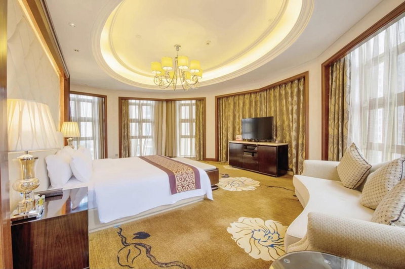 Days Hotel by Wyndham Logan City Huizhou, Danshui, China