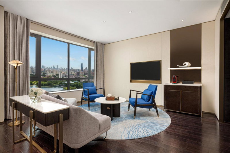 HUALUXE Shanghai Changfeng Park by IHG, Shanghai, 中国