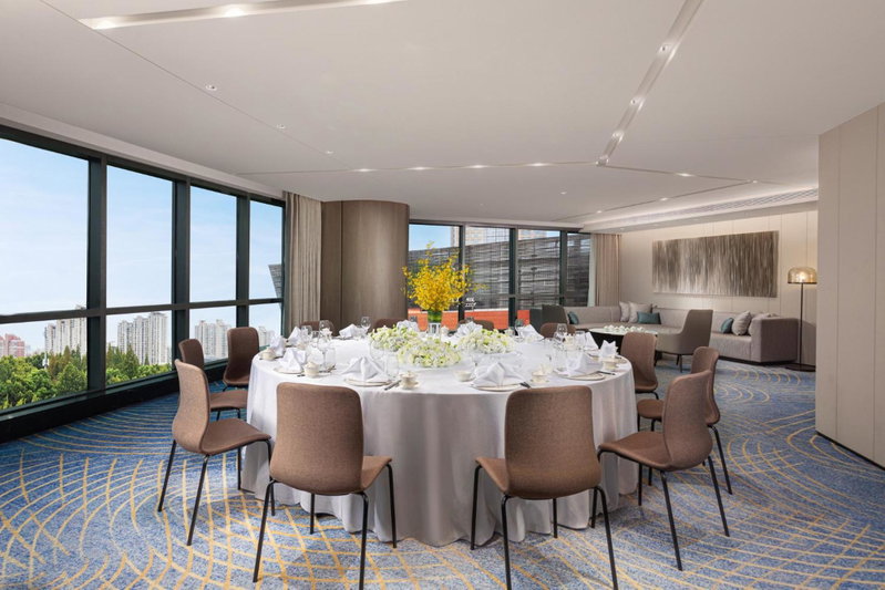 HUALUXE Shanghai Changfeng Park by IHG, Shanghai, 中国