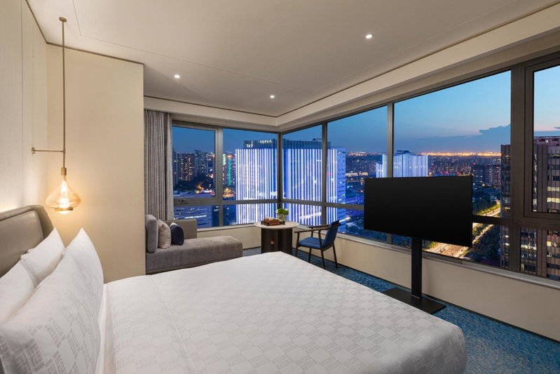 HUALUXE Shanghai Changfeng Park by IHG, Shanghai, 中国