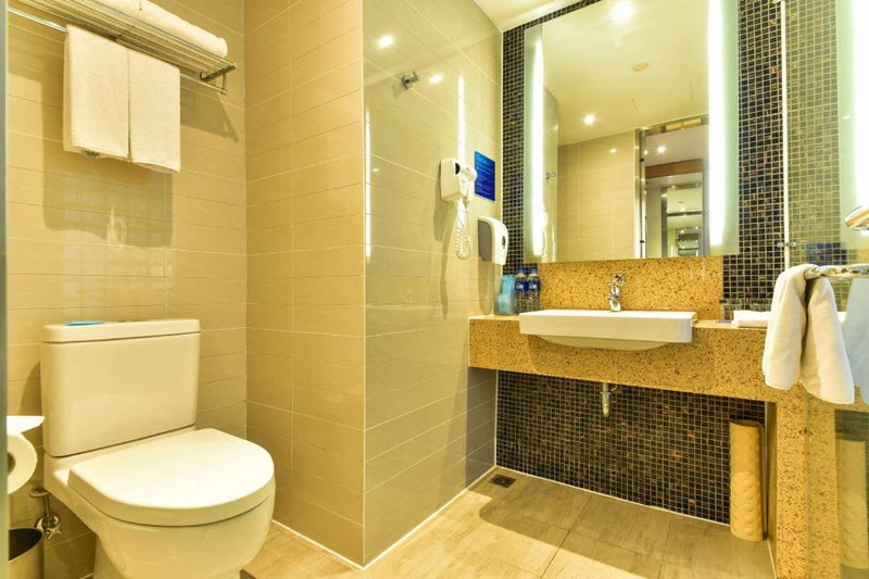 Holiday Inn Express Shanghai Jiading Industry Park by IHG, Taicang, 中国