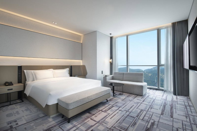 Crowne Plaza Dalian Xinghai by IHG, Dalian, 中国