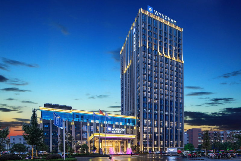 Wyndham Grand Taixing Downtown, Taizhou, China