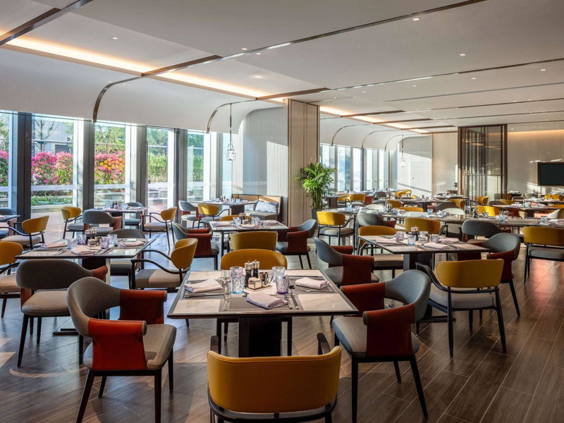 Grand Mercure Yichang Waitan, Yichang, China