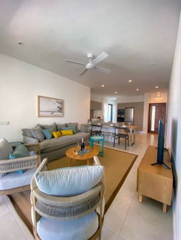Eastern Blue - Sea View Luxury Apartment, Poste Lafayette, Mauritius