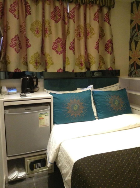 Seasons Hotel, Hong Kong, Hong Kong