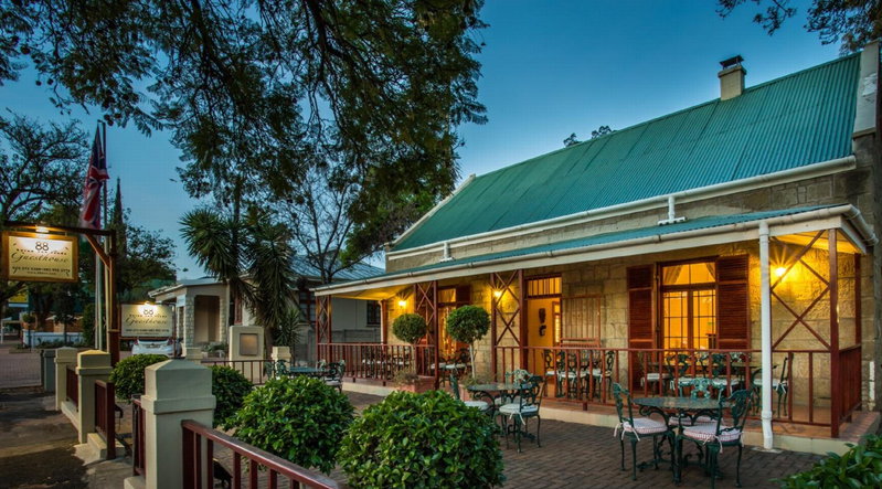 88 Baron van Reede Guesthouse, Oudtshoorn, South Africa