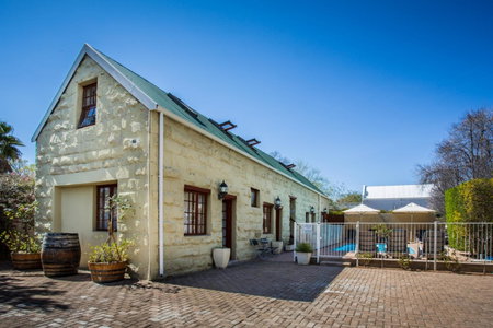88 Baron van Reede Guesthouse, Oudtshoorn, South Africa