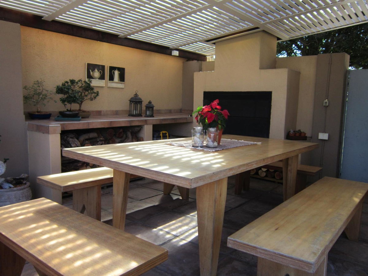 Hotel · La Roche Guest House, Cape Town