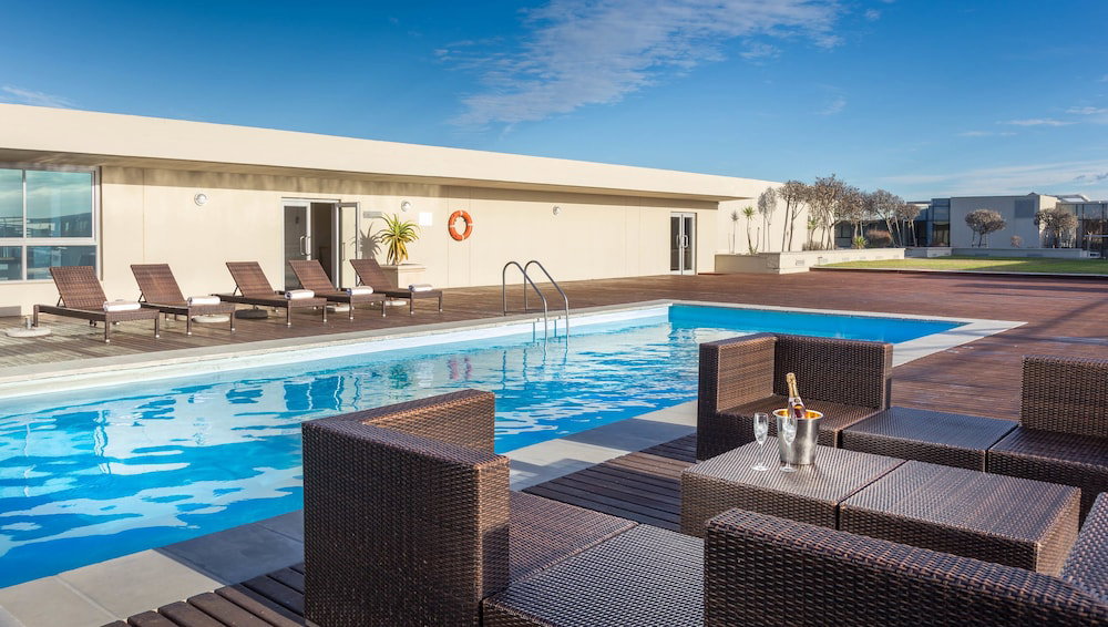 Hotel · Lagoon Beach Hotel Apartments, Cape Town