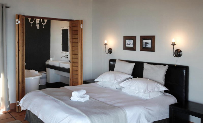 Dolphin Dunes Guesthouse, George, South Africa