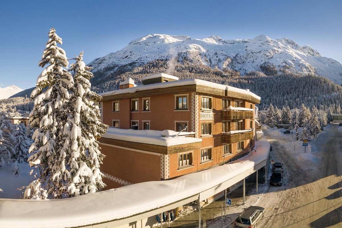 Hotel Corvatsch - Web Check-in, Швейцария