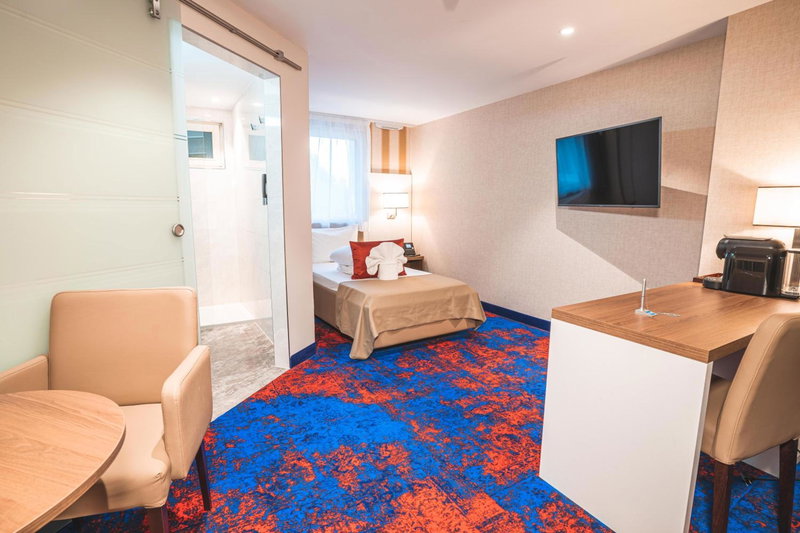 My Home Hotel - Free Parking , AC, Stadt Winterthur (Kreis 1), Suisse