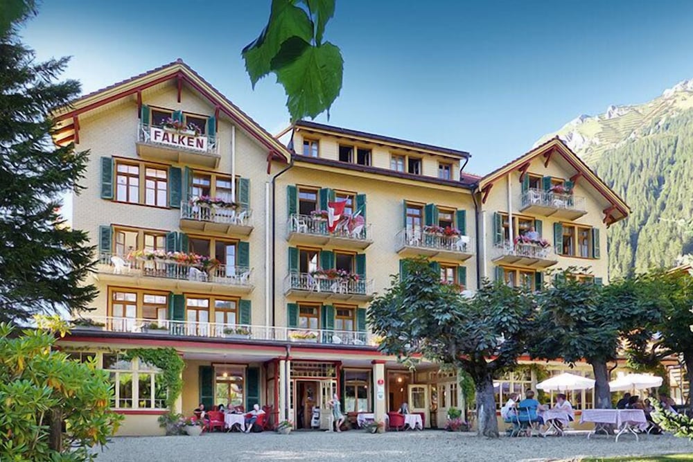 Hotel · Hotel Falken, Lauterbrunnen