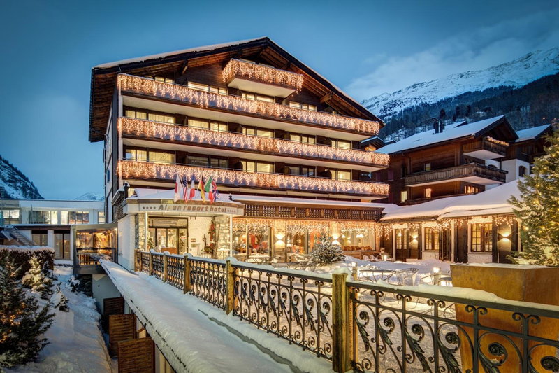 Zermatt Budget Rooms at Alpen Resort, Spa & Dining, Zermatt, Швейцария