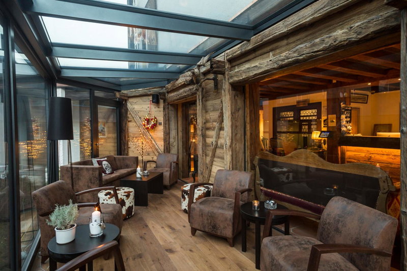 Zermatt Budget Rooms at Alpen Resort, Spa & Dining, Zermatt, Швейцария
