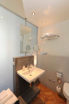Alma Hotel - Boutique hideaway by the lake with rooftop and ladies-only wellness, Zurich, Schweiz