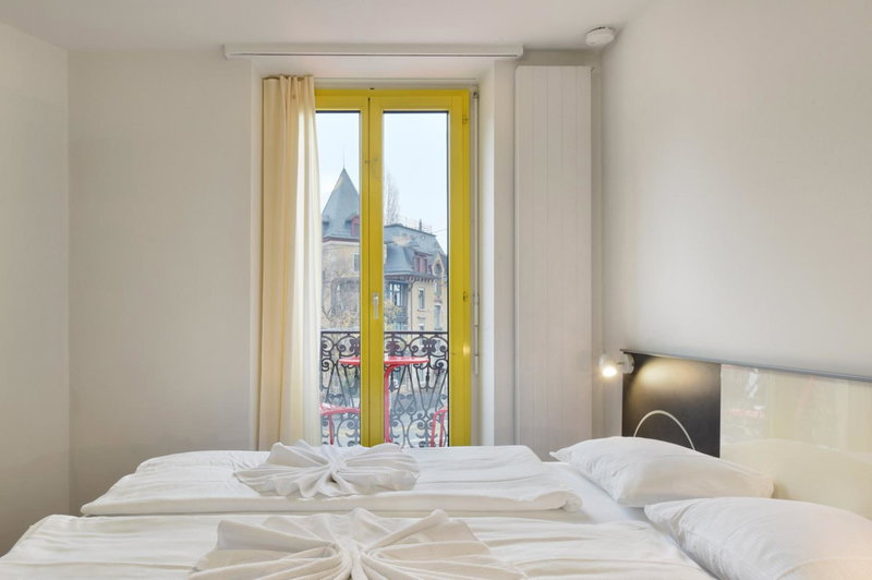 Swiss Star California - Self Check-In, Zurich, Schweiz