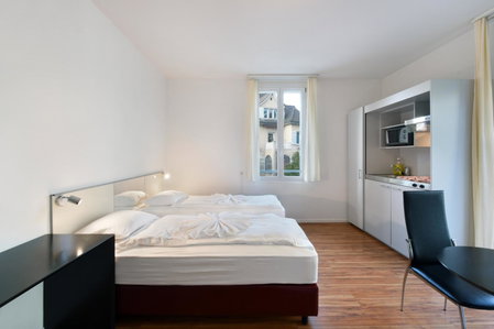 Swiss Star California - Self Check-In, Zurich, Schweiz
