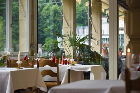 Budget Waldhotel - shared bathrooms, Thun, Suiza