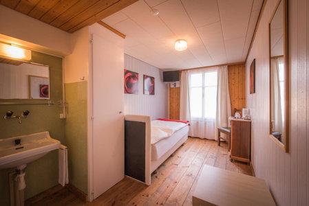 Hotel Tell and Apartments, Thun, Швейцария