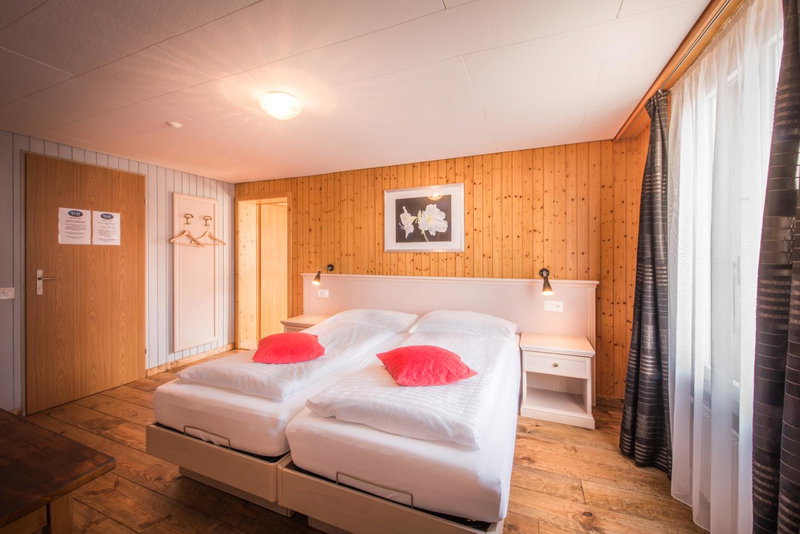 Hotel Tell and Apartments, Thun, Швейцария