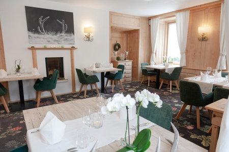Hotel Baer & Post Zernez, Zernez, Швейцария