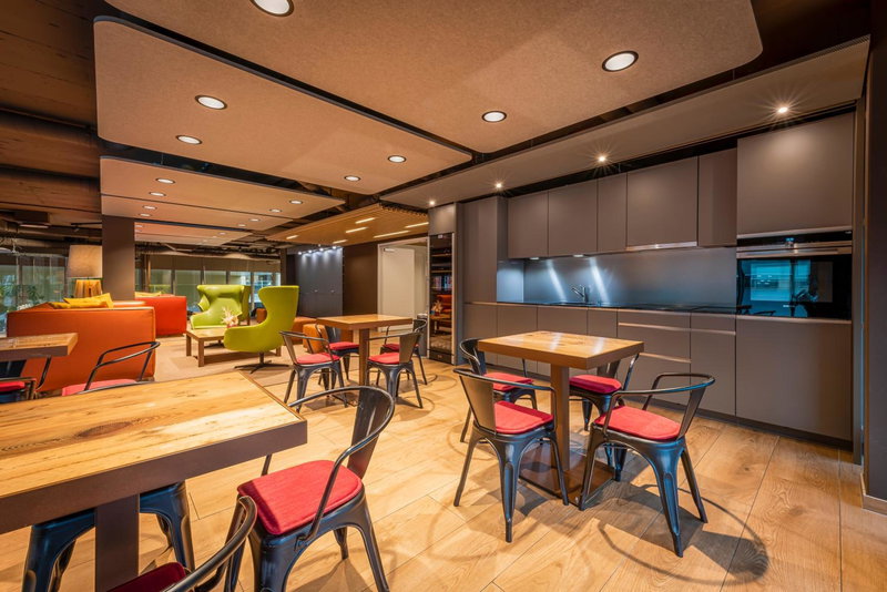 Los Lorentes Hotel Bern City, Koeniz, Switzerland