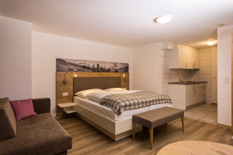 Patricia self-check-in Apartments & Spa Access at Alpen Resort, Zermatt, Швейцария